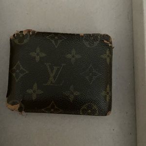 Vintage LV men’s wallet - 100 % Authentic
